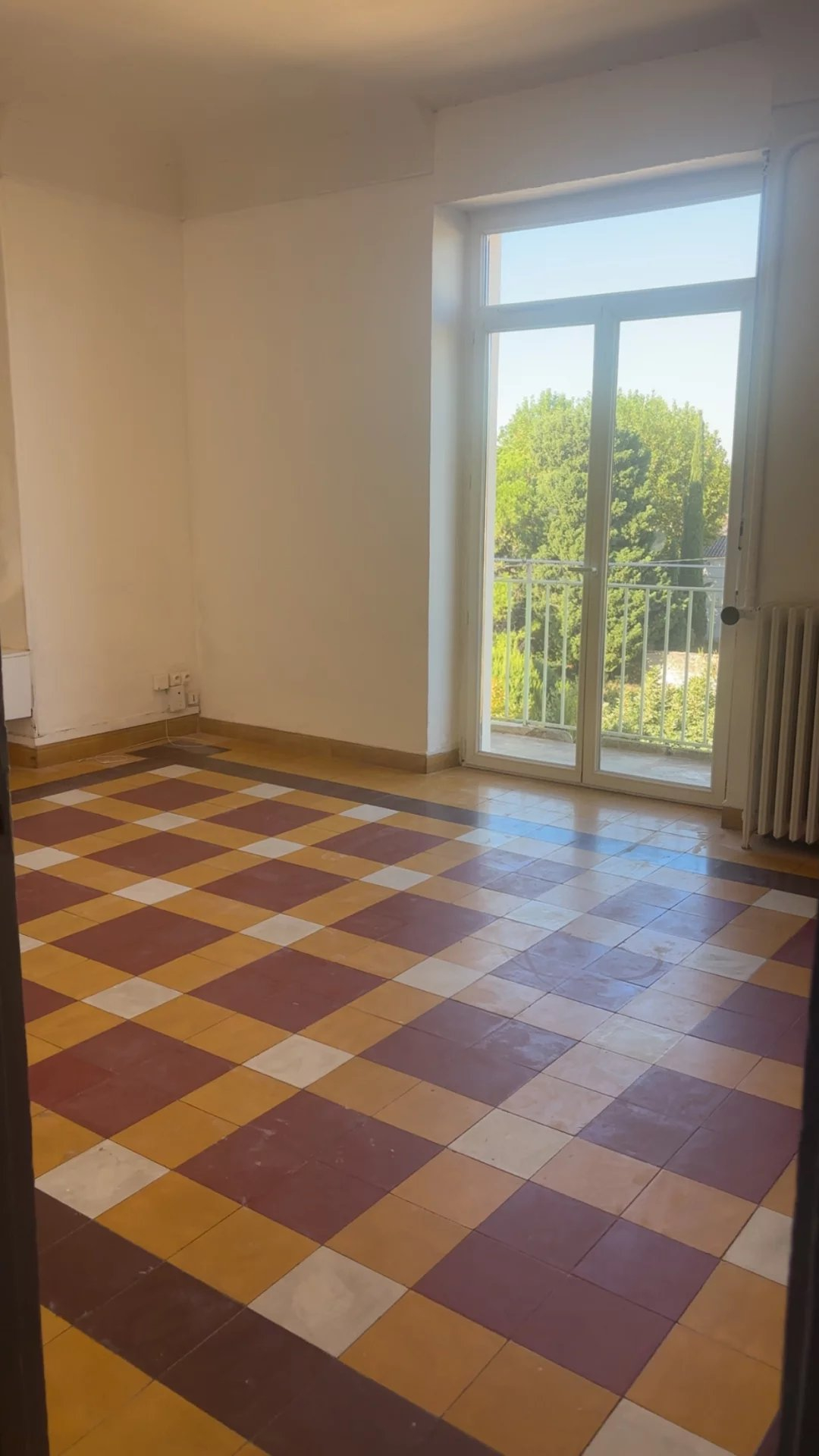 Location Appartement BEAUCAIRE surface habitable de 0 m²